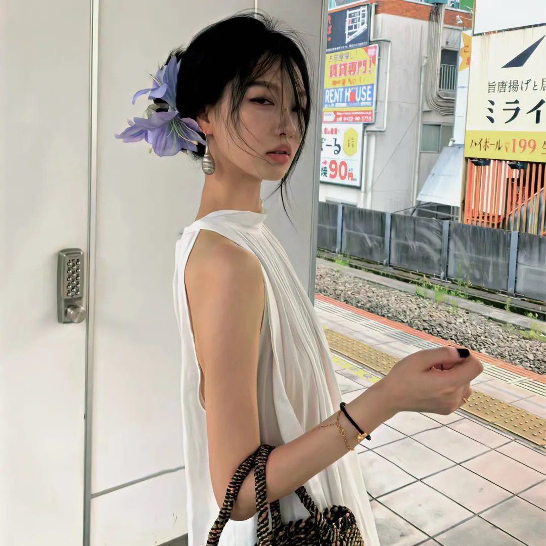 宝华尼车站